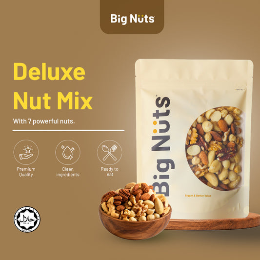 Lightly Roasted Deluxe Nut Mix (Unsalted)